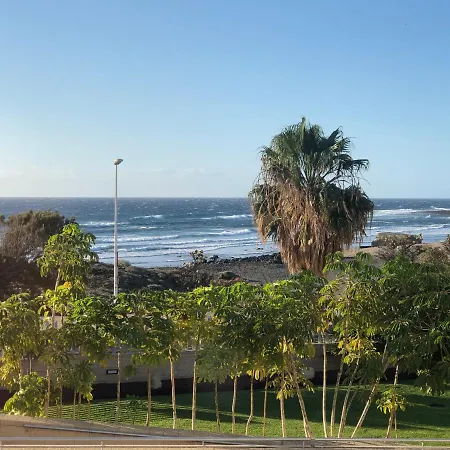 Martines Beachfront Ocean View Apartment El Medano (Tenerife)