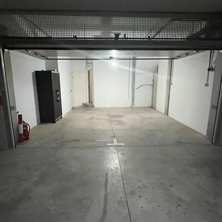 Lägenhet Martines Beachfront Ocean View