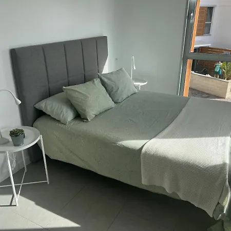 Martines Beachfront Ocean View * אל מדאנו