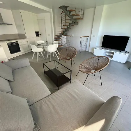 Martines Beachfront Ocean View Apartment El Medano (Tenerife)