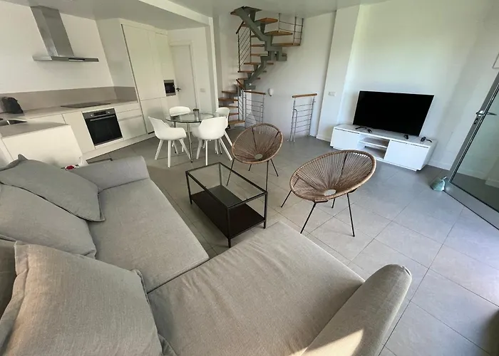 Martines Beachfront Ocean View Apartment El Medano (Tenerife)